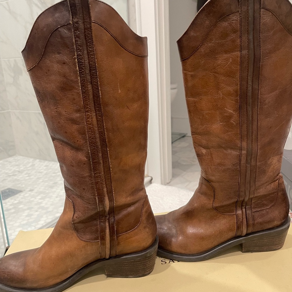 Franco Sarto L-Crane Brandy boot. Size 8